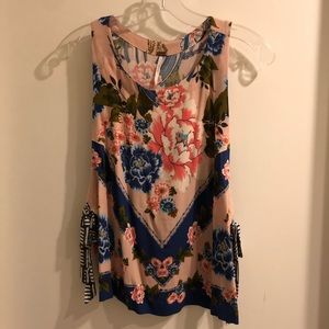 🚫SOLD🚫  Free People floral tank